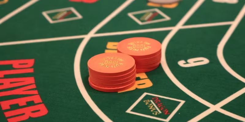 Đặt cược kiểu gấp thếp để chơi Baccarat hiệu quả